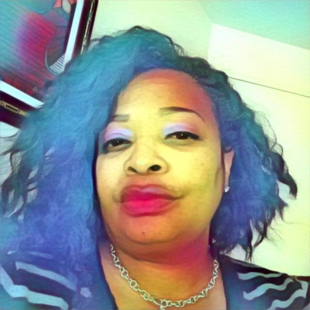 Meet your Posher, Latonya